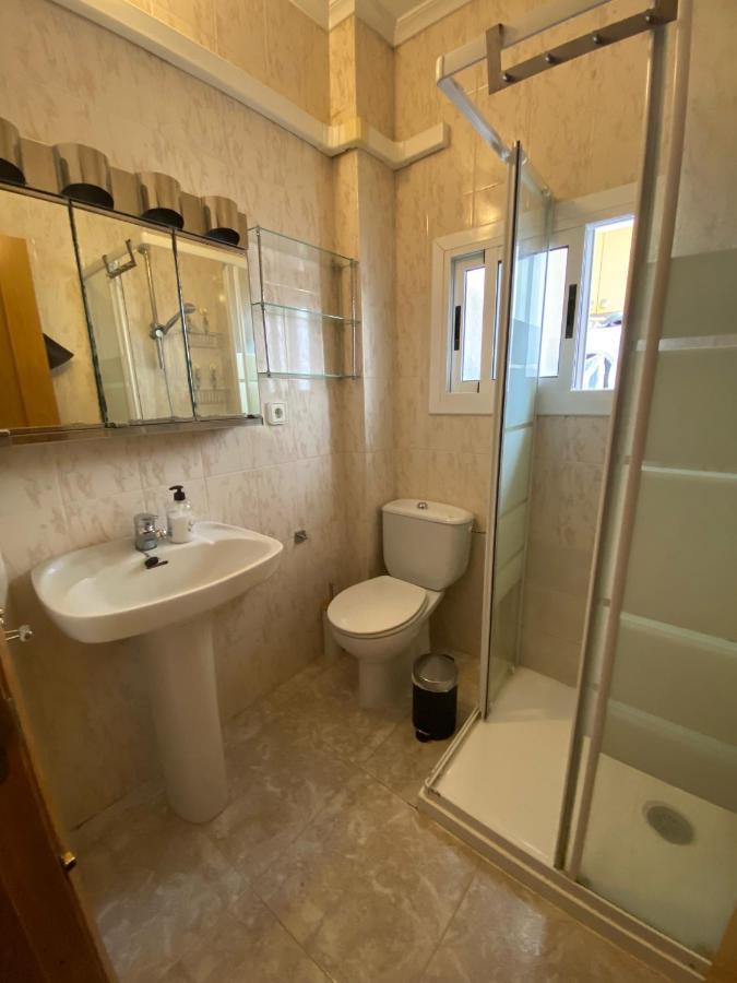 Cozy Apartment In Centre Of Alicante Near Plaza De Toros Eksteriør billede