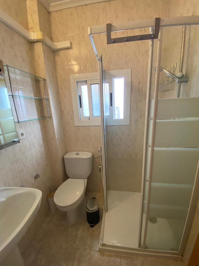 Cozy Apartment In Centre Of Alicante Near Plaza De Toros Eksteriør billede