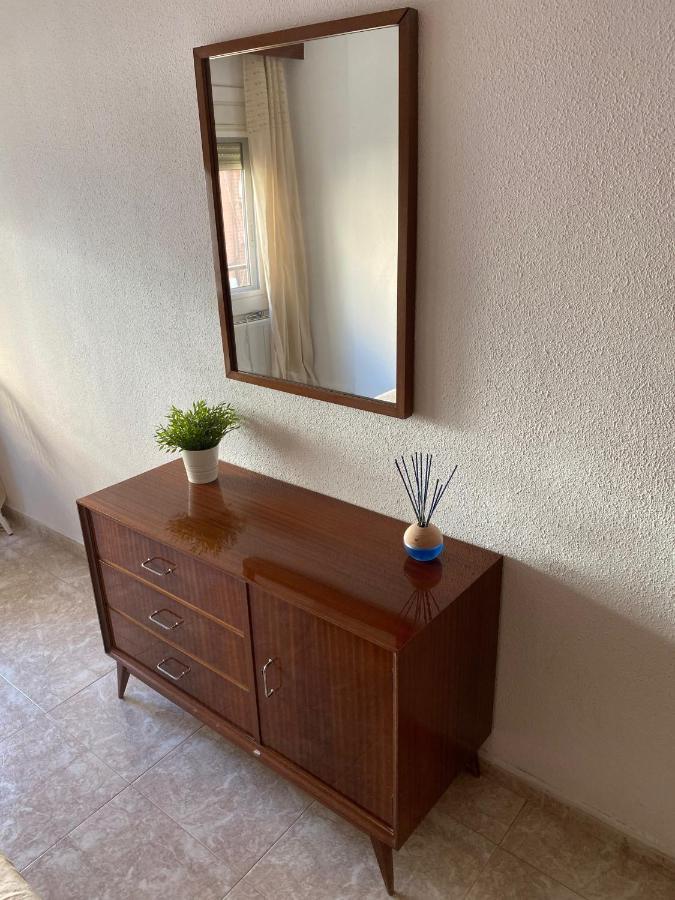 Cozy Apartment In Centre Of Alicante Near Plaza De Toros Eksteriør billede