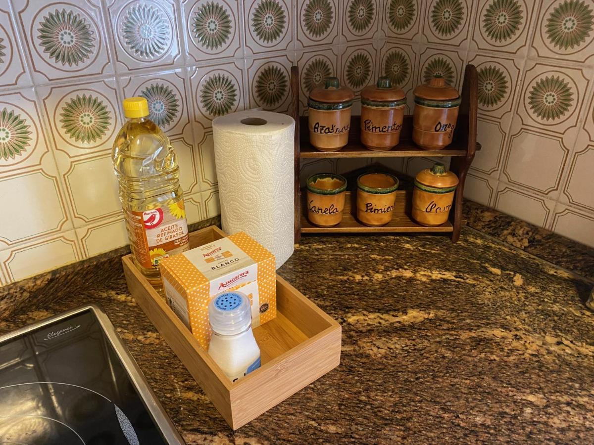 Cozy Apartment In Centre Of Alicante Near Plaza De Toros Eksteriør billede