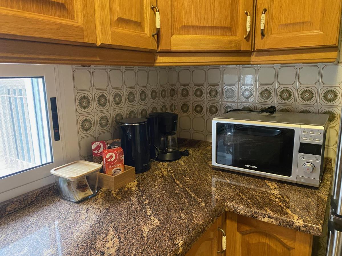 Cozy Apartment In Centre Of Alicante Near Plaza De Toros Eksteriør billede